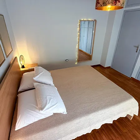 Daphnes Home Apartment Kanithos