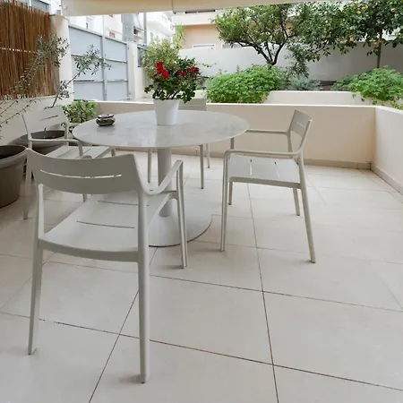 דירה Daphnes Chalkís